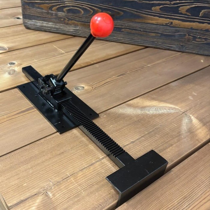 The Deckers terasos lentų suspaudimo įrankis